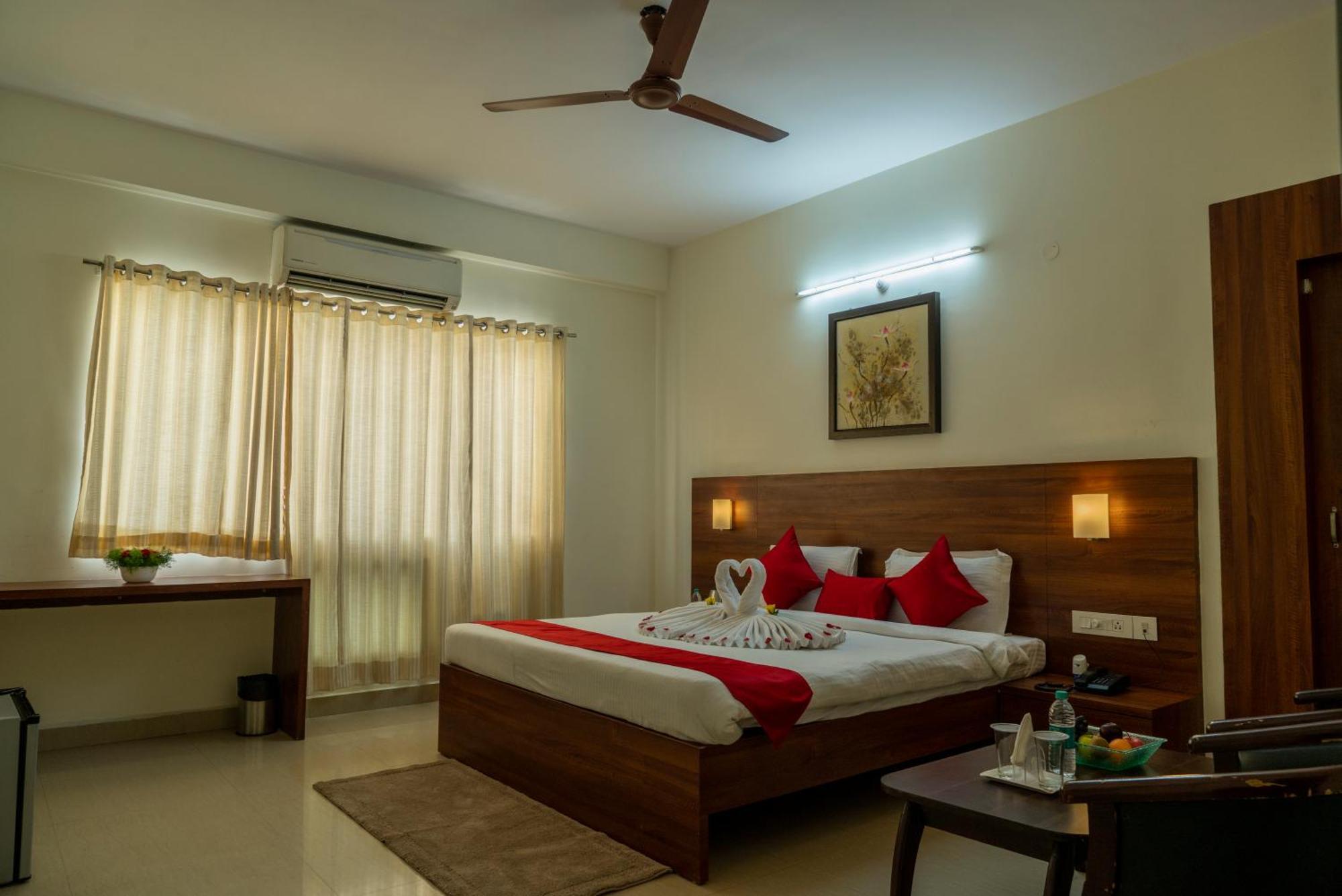 Hotel Krrish Inn - Ameerpet, Hyderabad Exterior foto