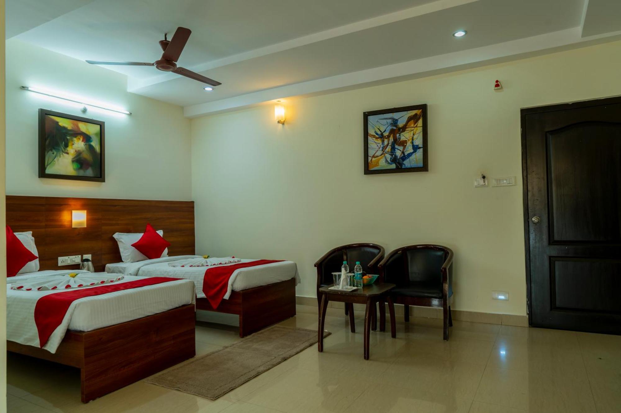 Hotel Krrish Inn - Ameerpet, Hyderabad Exterior foto